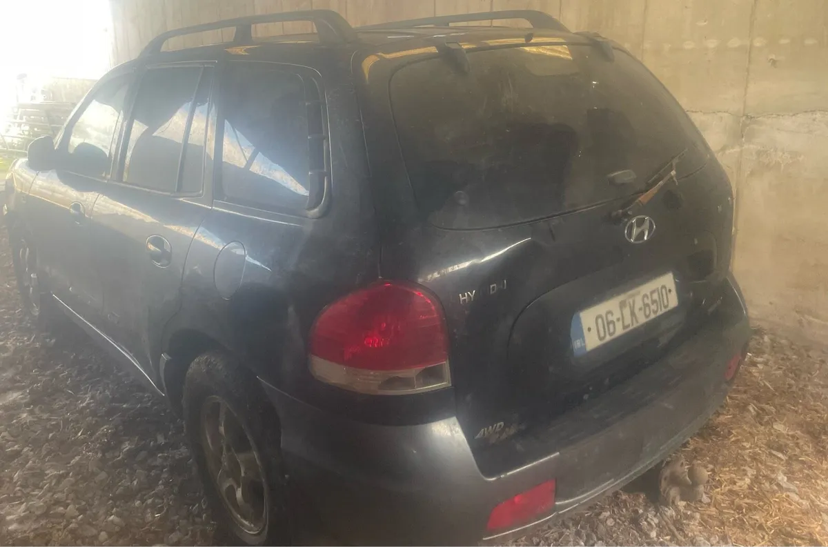 Hyundai Santa Fe - Image 2