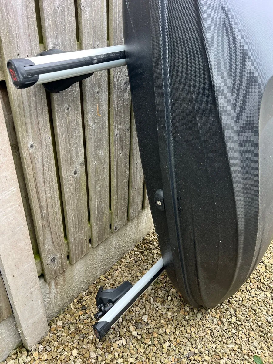 Roof Box and Roof Bars - Image 1