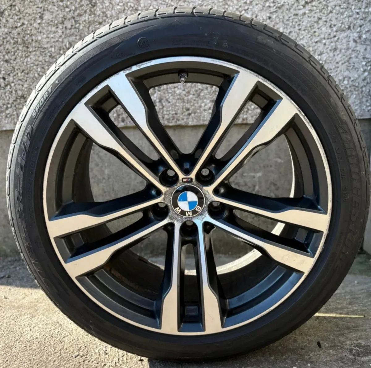 20" GENUINE BMW 468M ALLOY WHEELS AND TYRES - Image 3