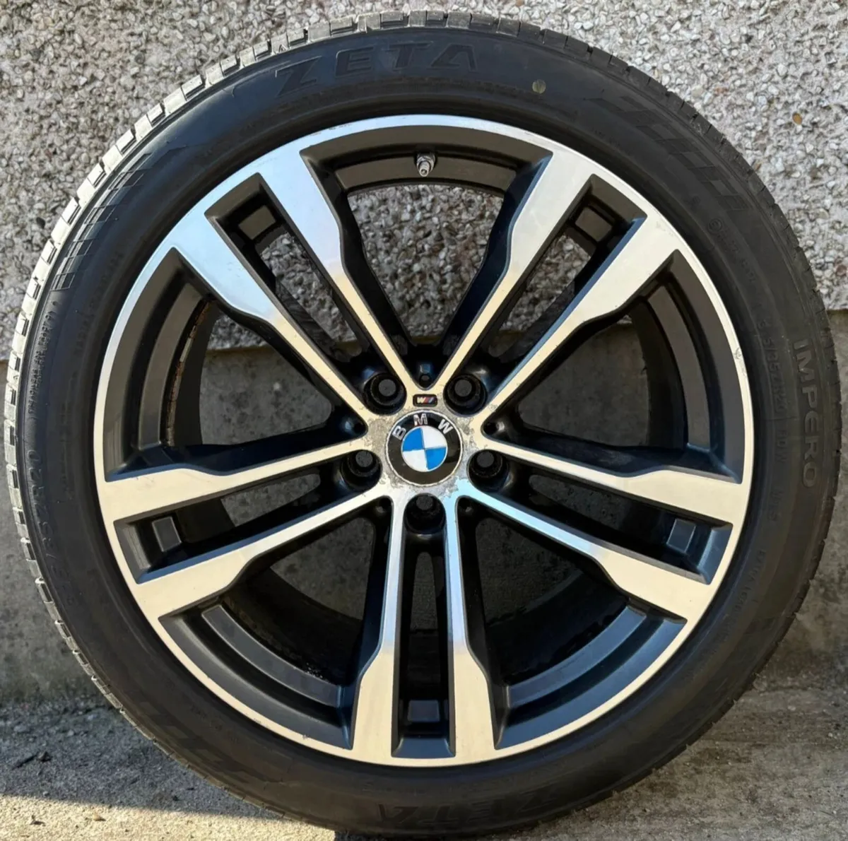 20" GENUINE BMW 468M ALLOY WHEELS AND TYRES - Image 4