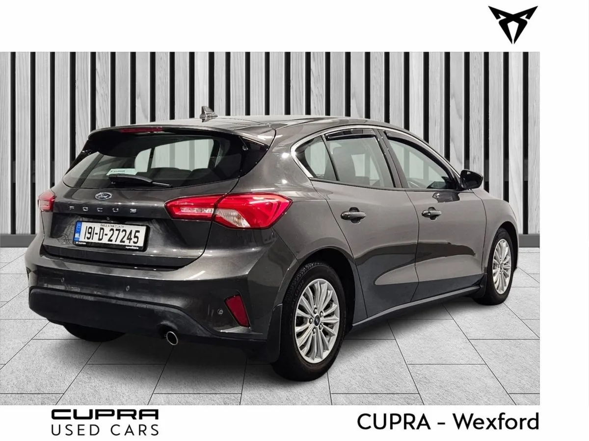 Ford Focus 1.0 Ecoboost 125PS Titanium  214 Per M - Image 4