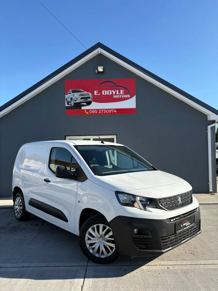 2019 Peugeot Partner Professional - Image 1
