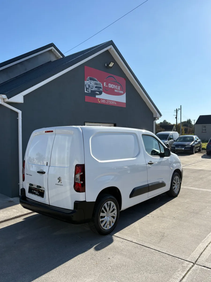 2019 Peugeot Partner Professional - Image 3