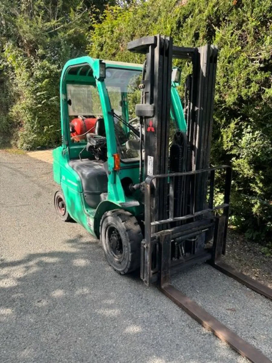 Mitsubishi Forklift - Image 2