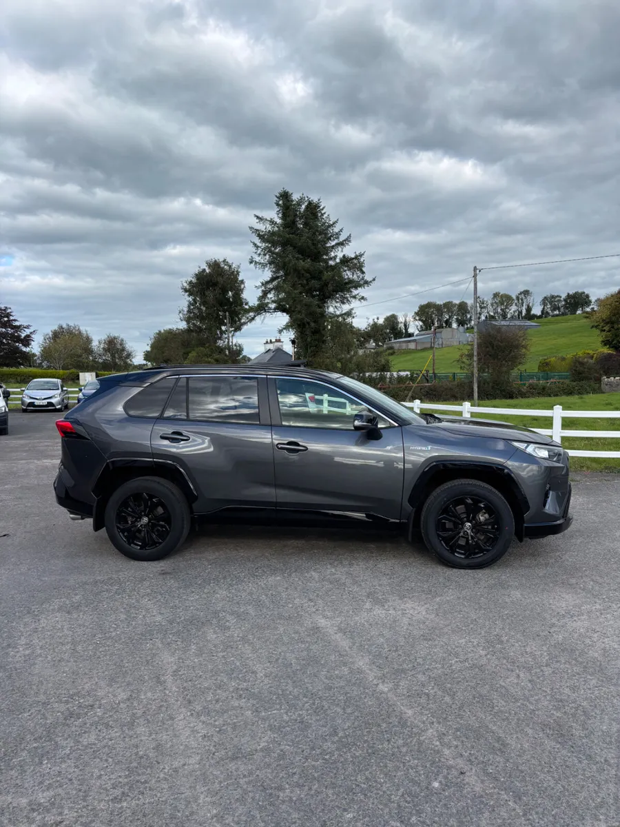 Toyota RAV4 2023 - Image 4