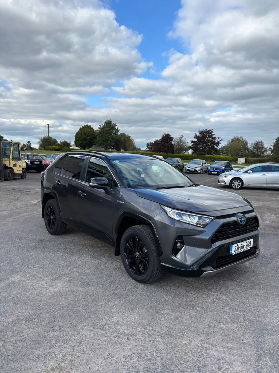 Toyota RAV4 2023 - Image 1
