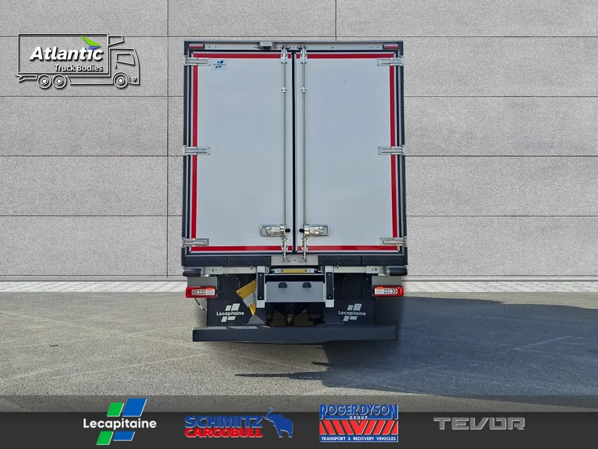 New Renault 18T Renault with carrier frdge unit - Image 4