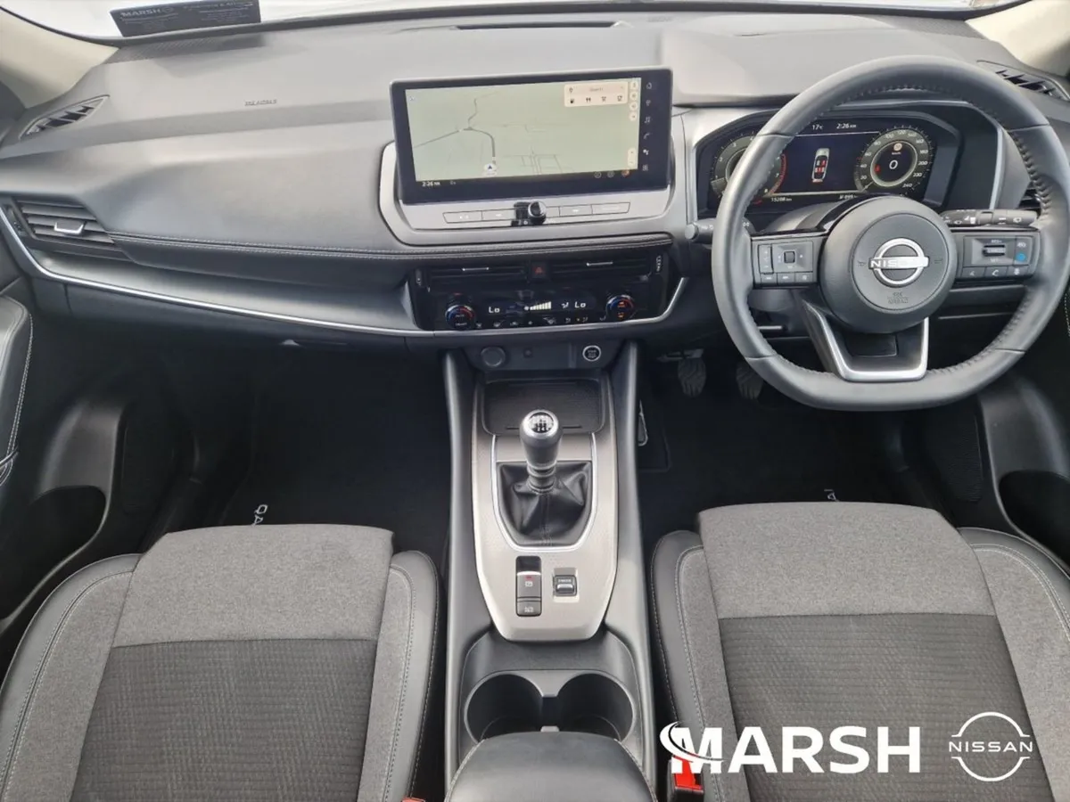 Nissan QASHQAI 1.3 PET Mild Hybrid SV Premium - Image 2