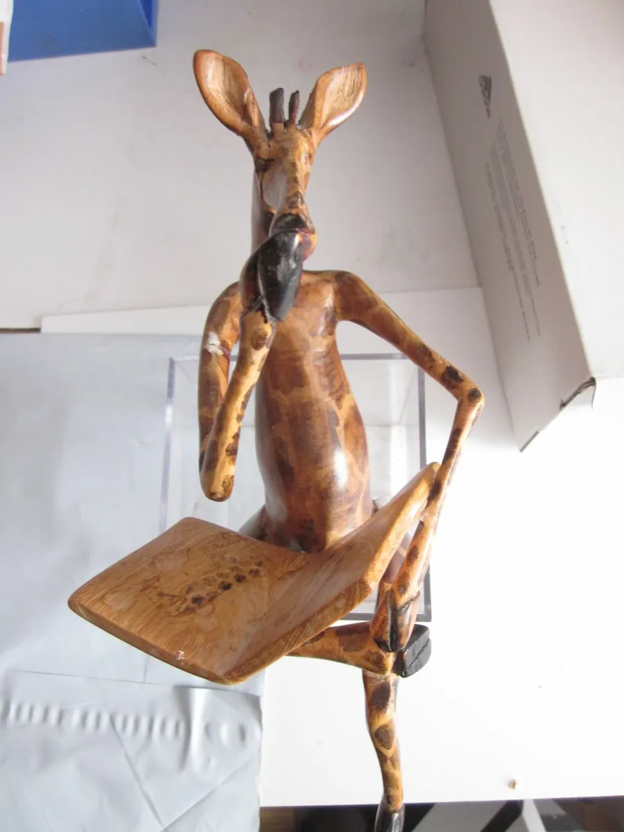 Thinking Giraffe Wooden Shelf Sitter - Image 4