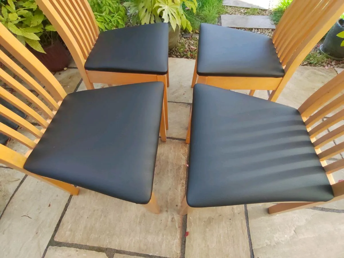 4 kitchen dining chairs - Image 2