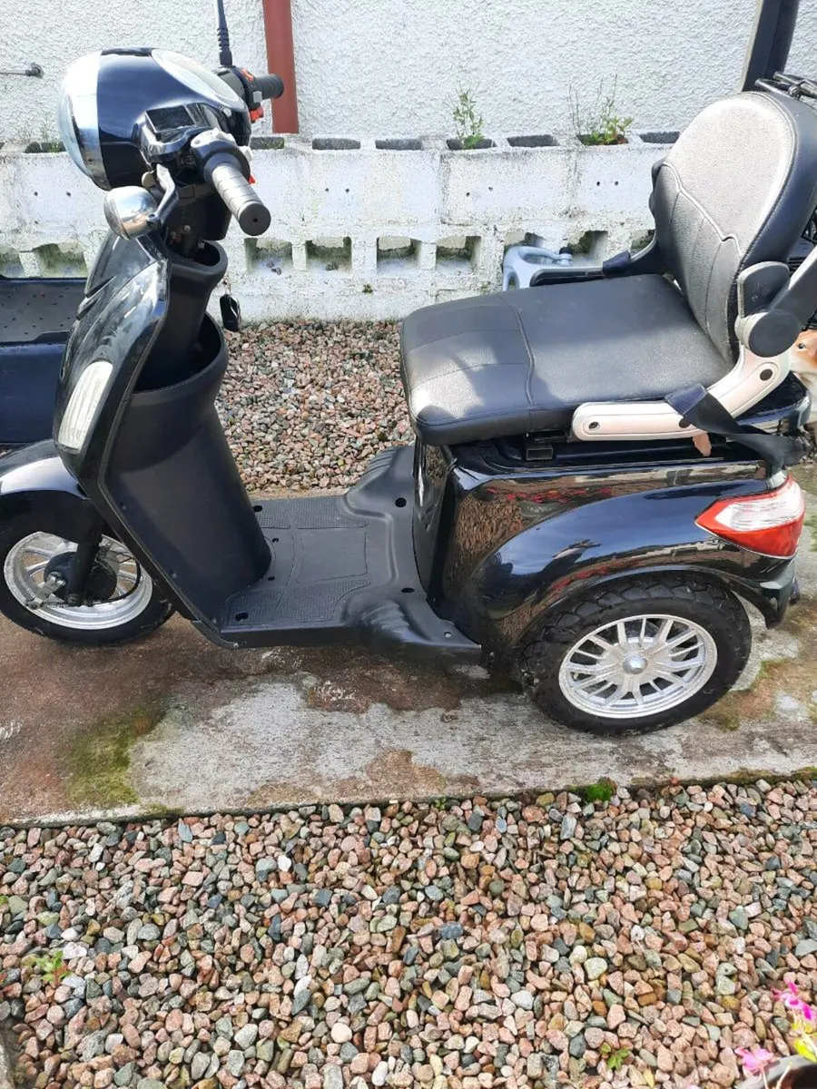 Mobility scooter - Image 2