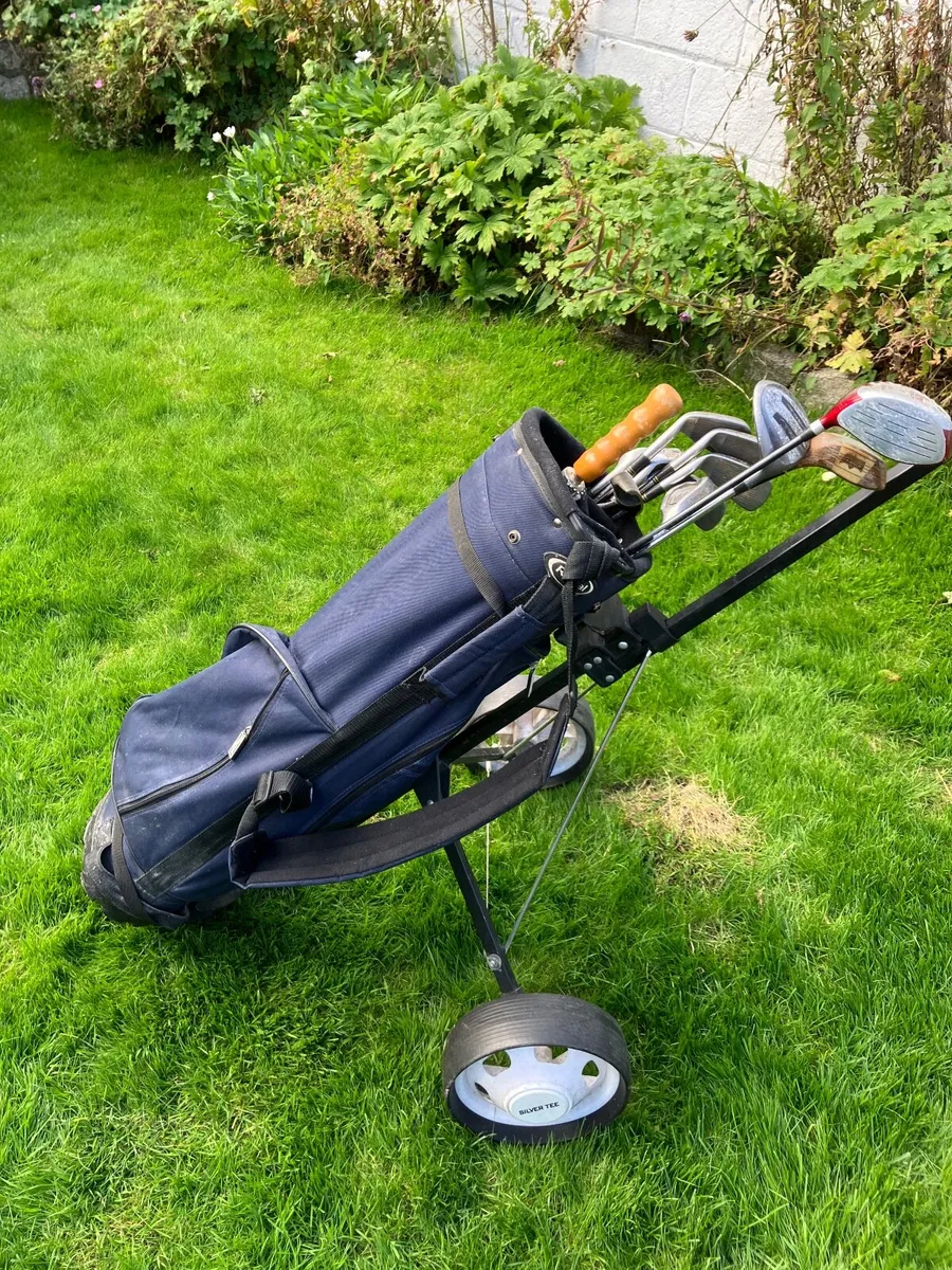 Golf clubs/caddy - Image 2