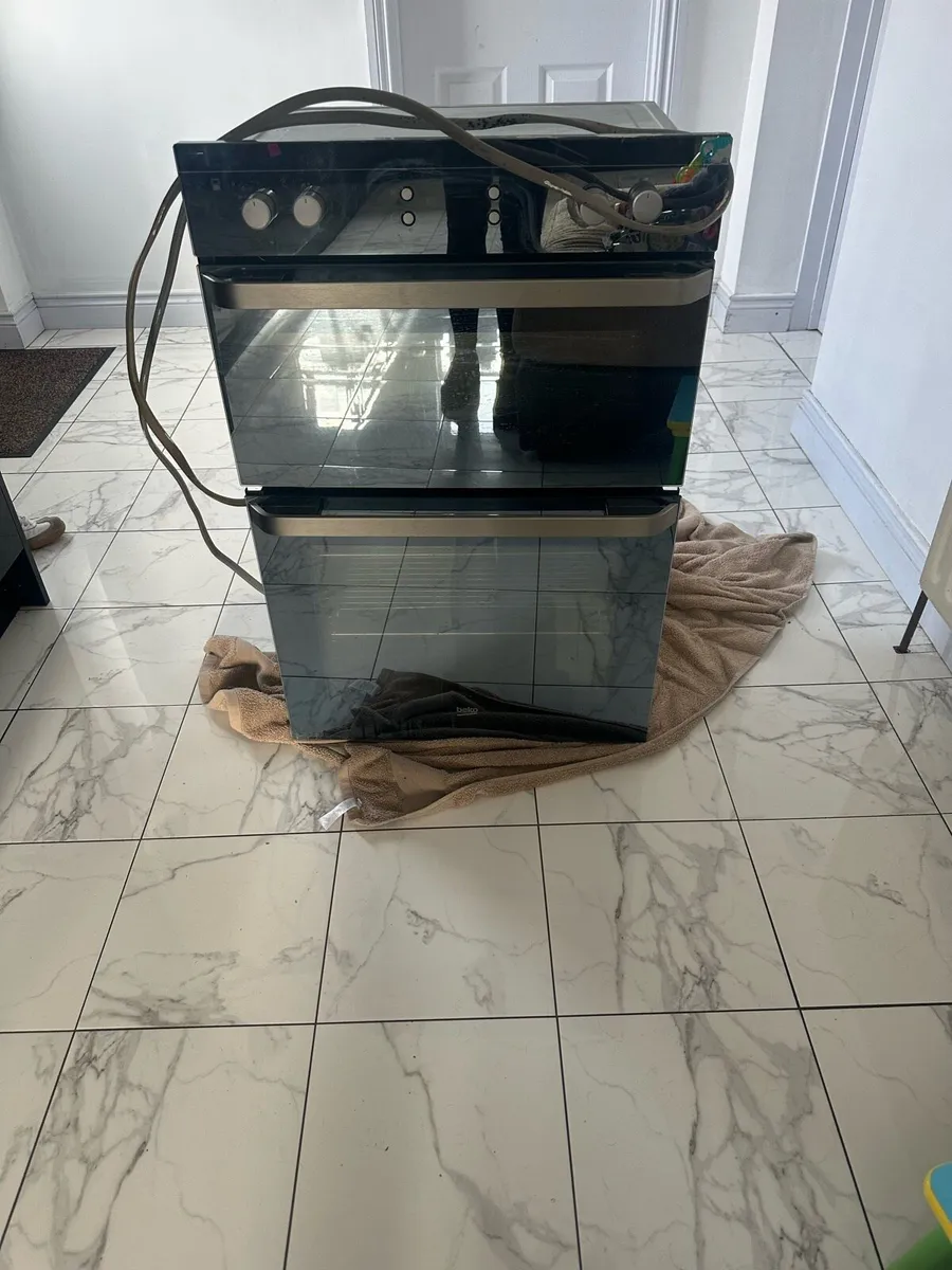 Electric oven - Image 2