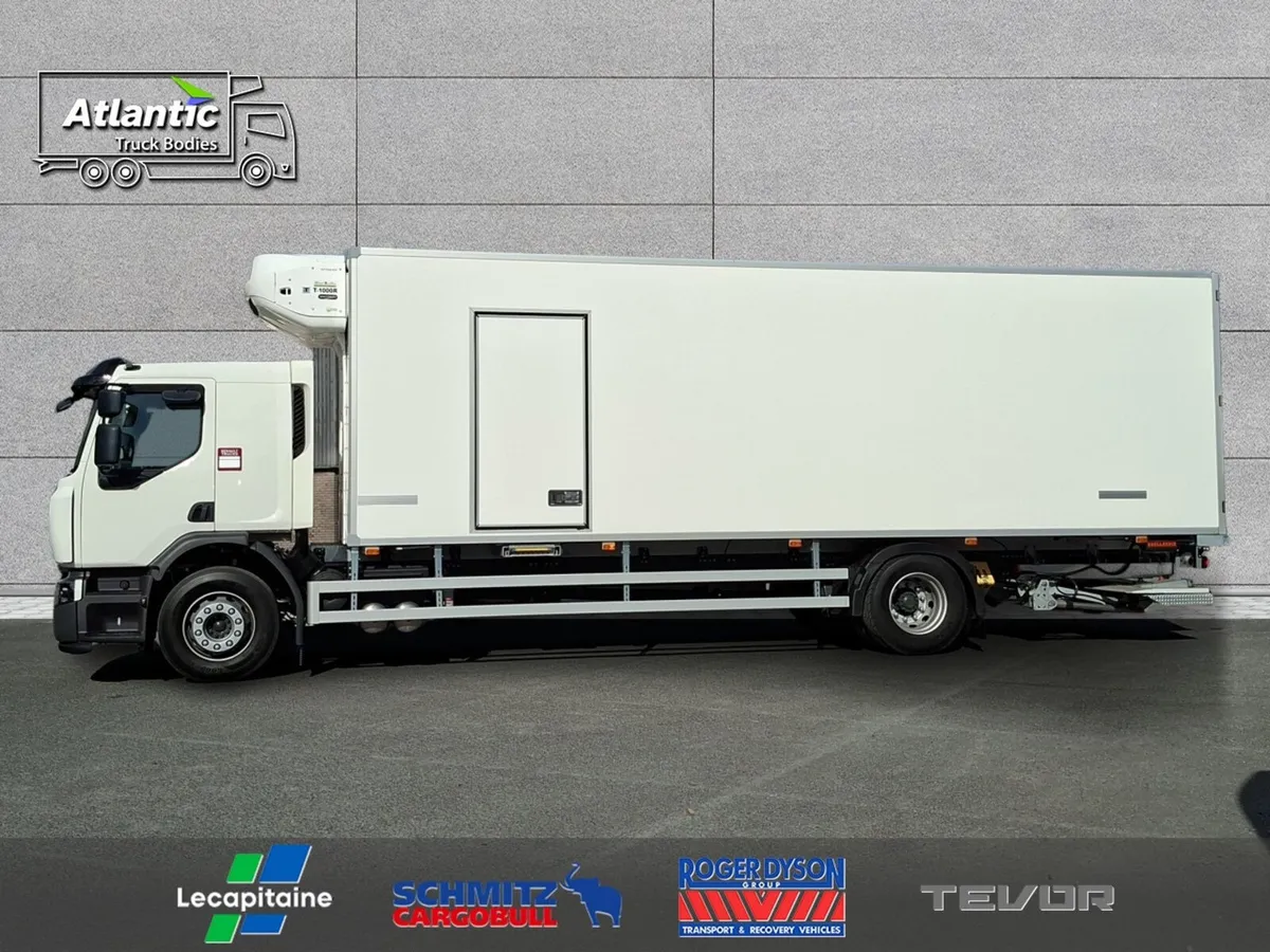 New Renault D18T with Thermo King Fridge - Image 2