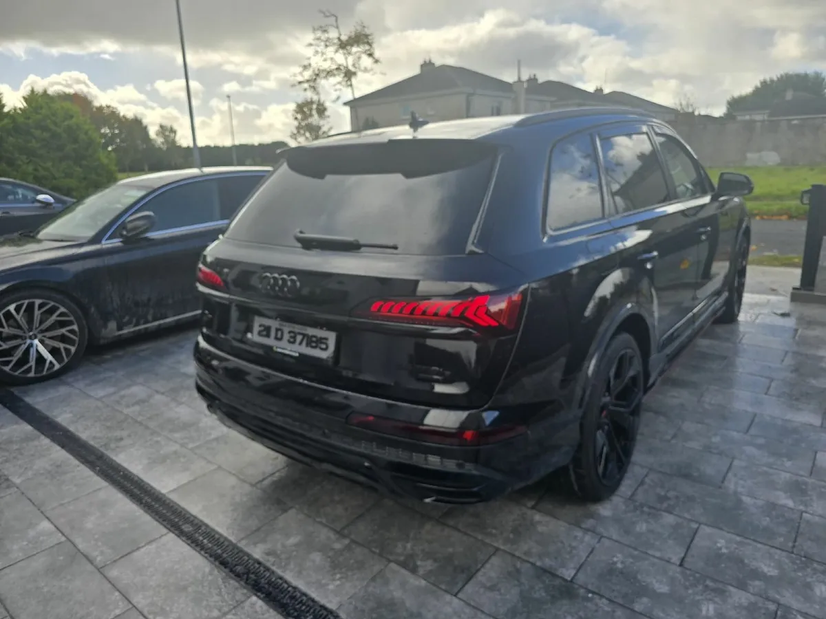 Audi Q7 2021 N1 crew cab - Image 3