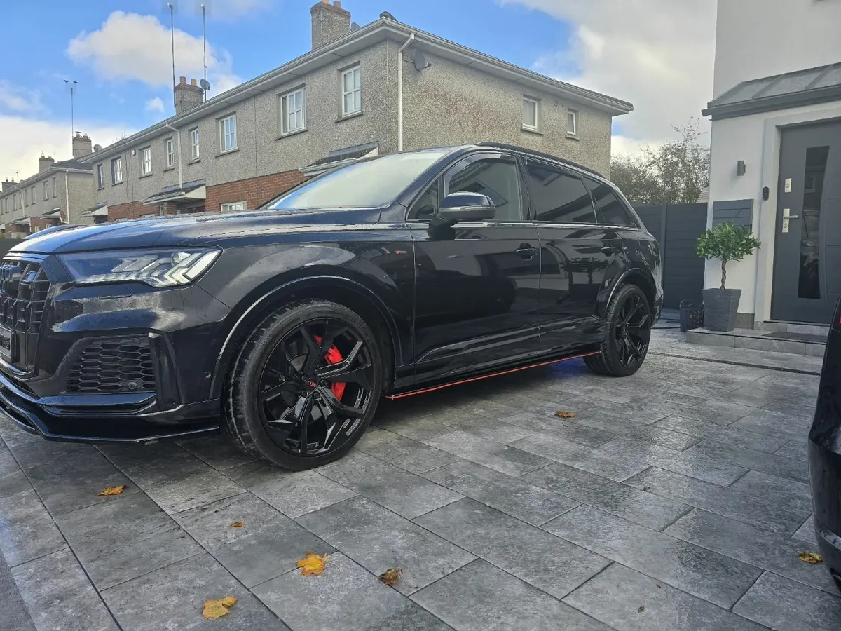 Audi Q7 2021 N1 crew cab - Image 4