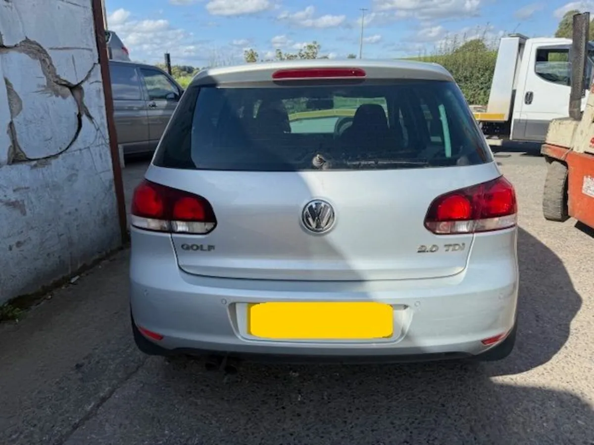 2009 VOLKSWAGEN GOLF 2.0L-D - Image 1