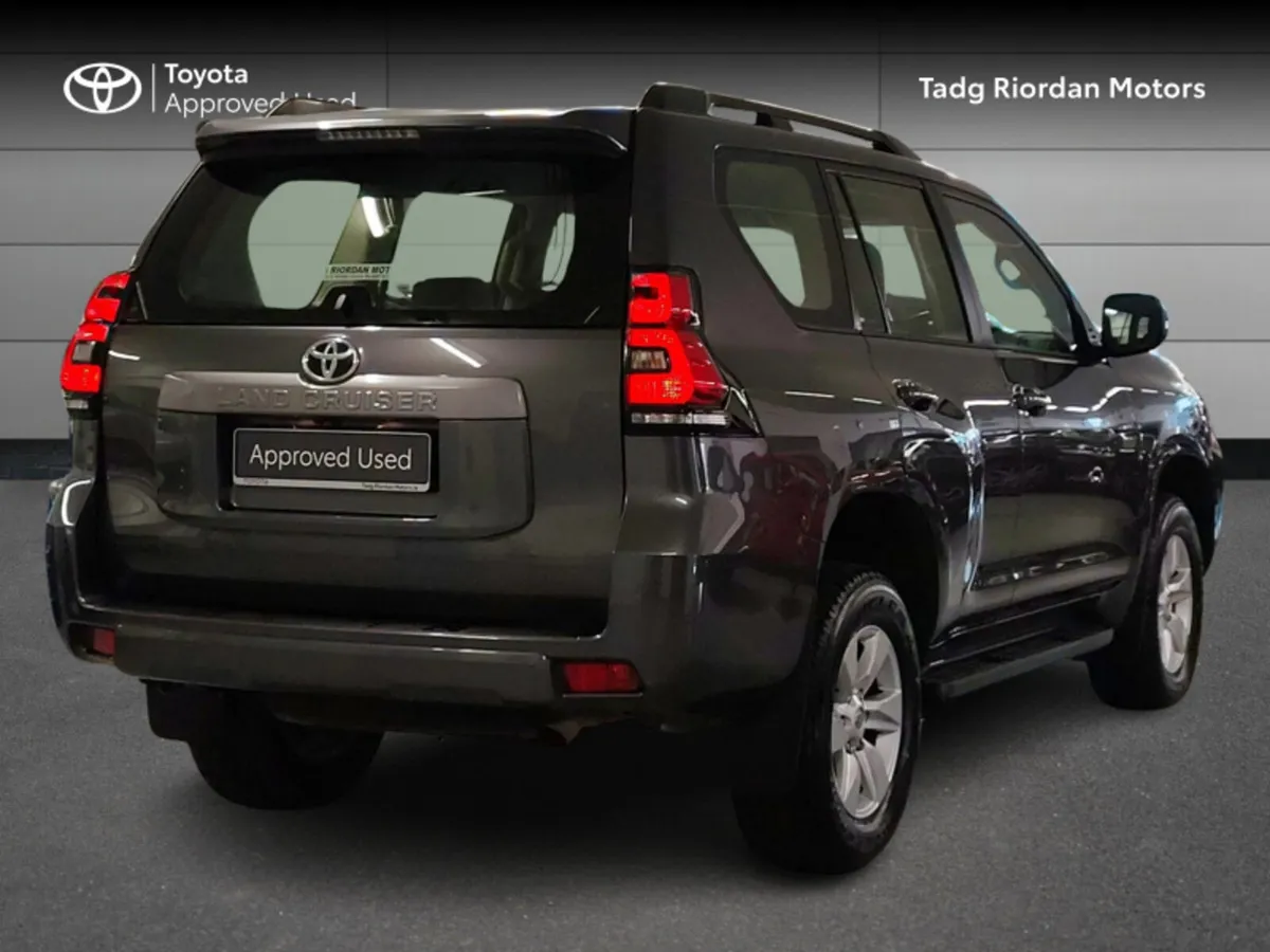 Toyota Land Cruiser LWB BUSINESS - Image 2