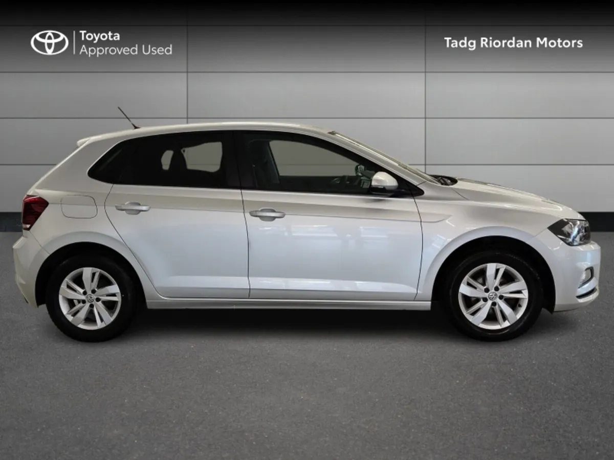 Volkswagen Polo TRENDLINE 1.0 MANUAL 5SPEED 80HP 5 - Image 3