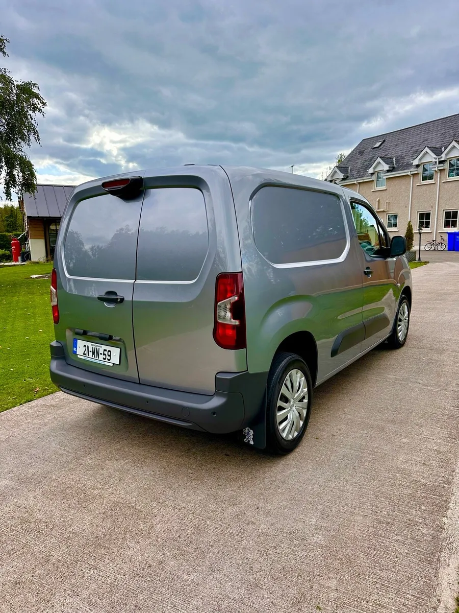Peugeot partner 1000kg no vat - Image 2