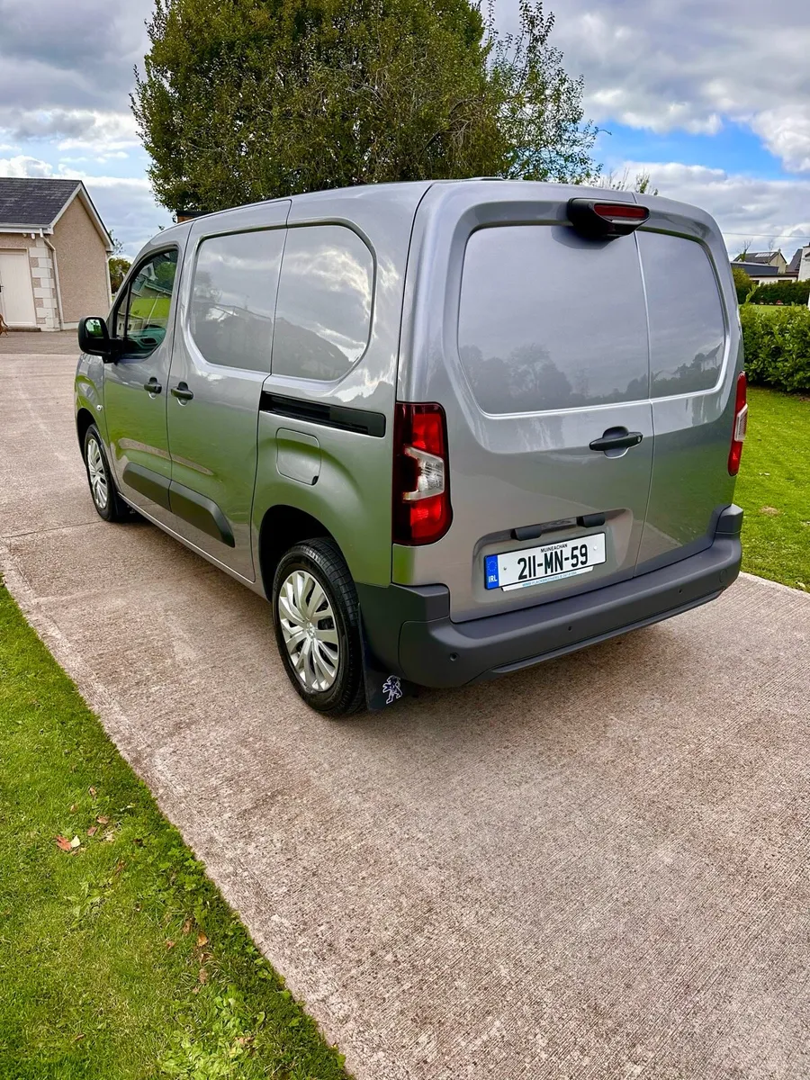 Peugeot partner 1000kg no vat - Image 4