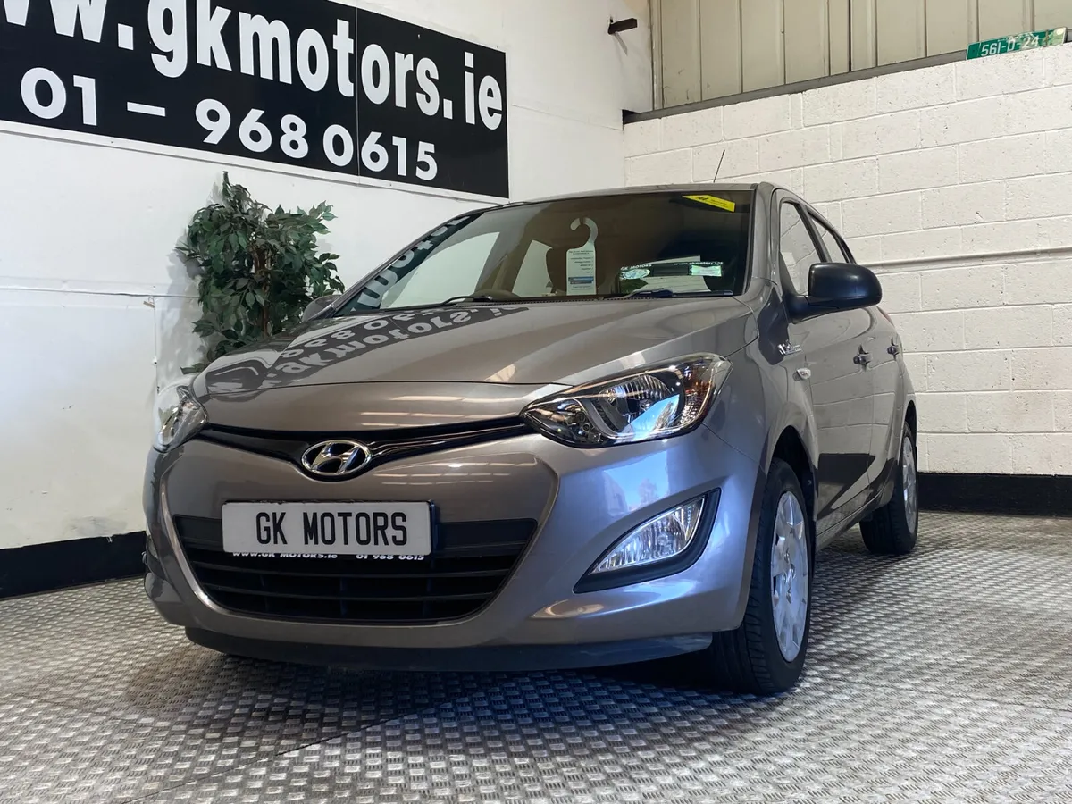 Hyundai i20 2013//LOW MILEAGE// - Image 2