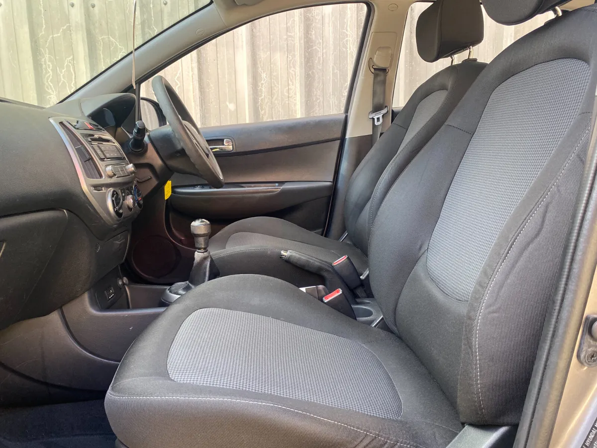 Hyundai i20 2013//LOW MILEAGE// - Image 4