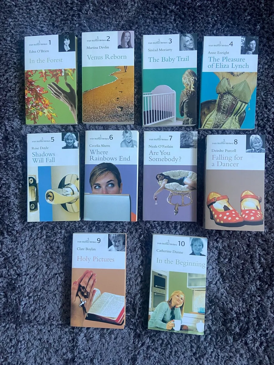 Selection of books - Image 2