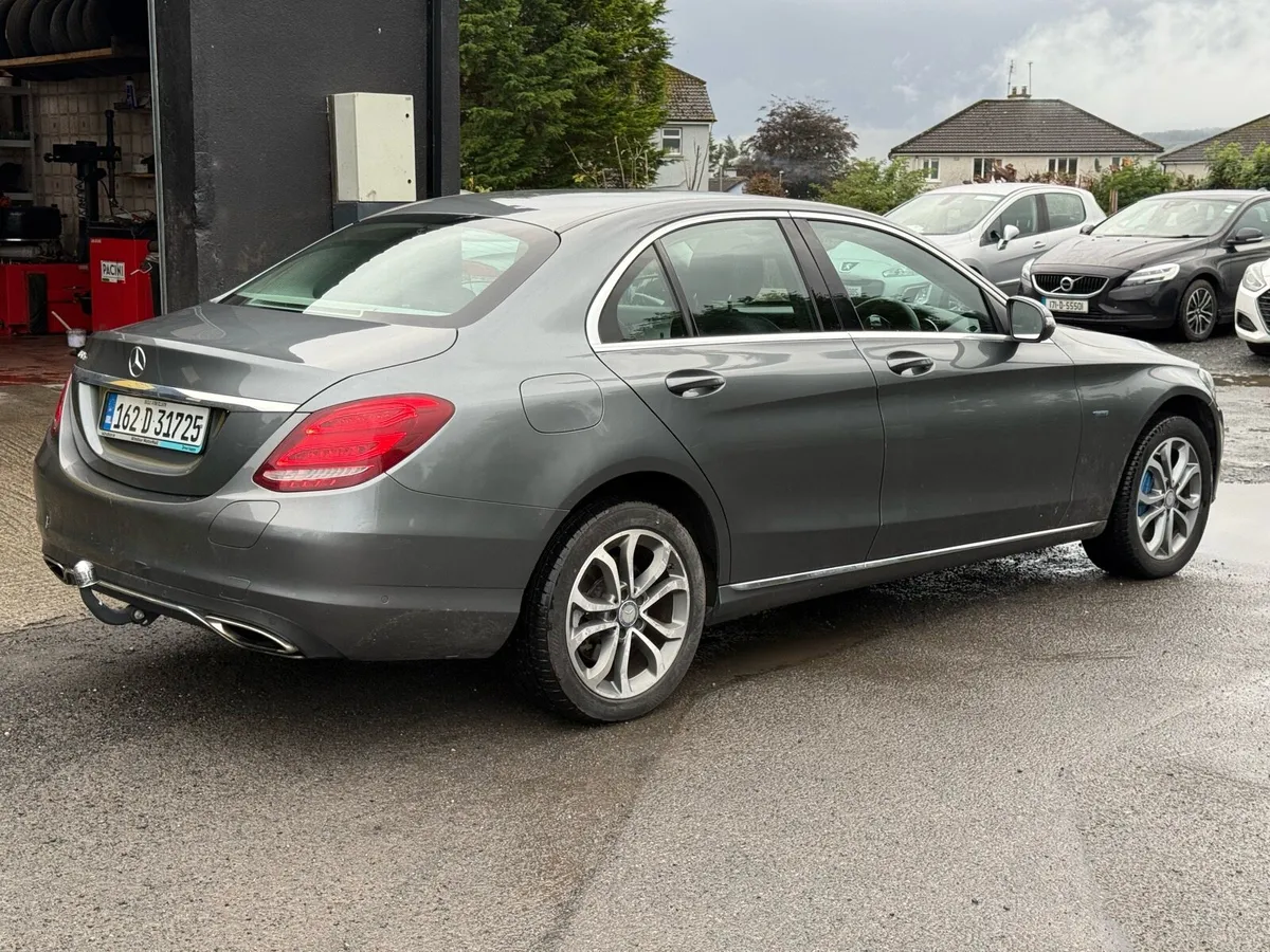 Mercedes C-Class Hybrid 350e - Image 4