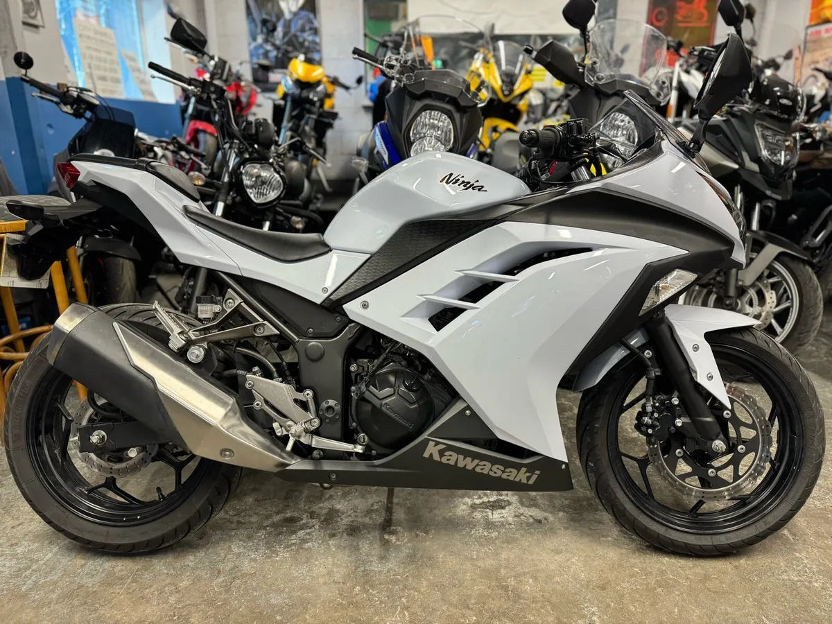 2014 Kawasaki Ninja 300 As New Condition! - Image 1