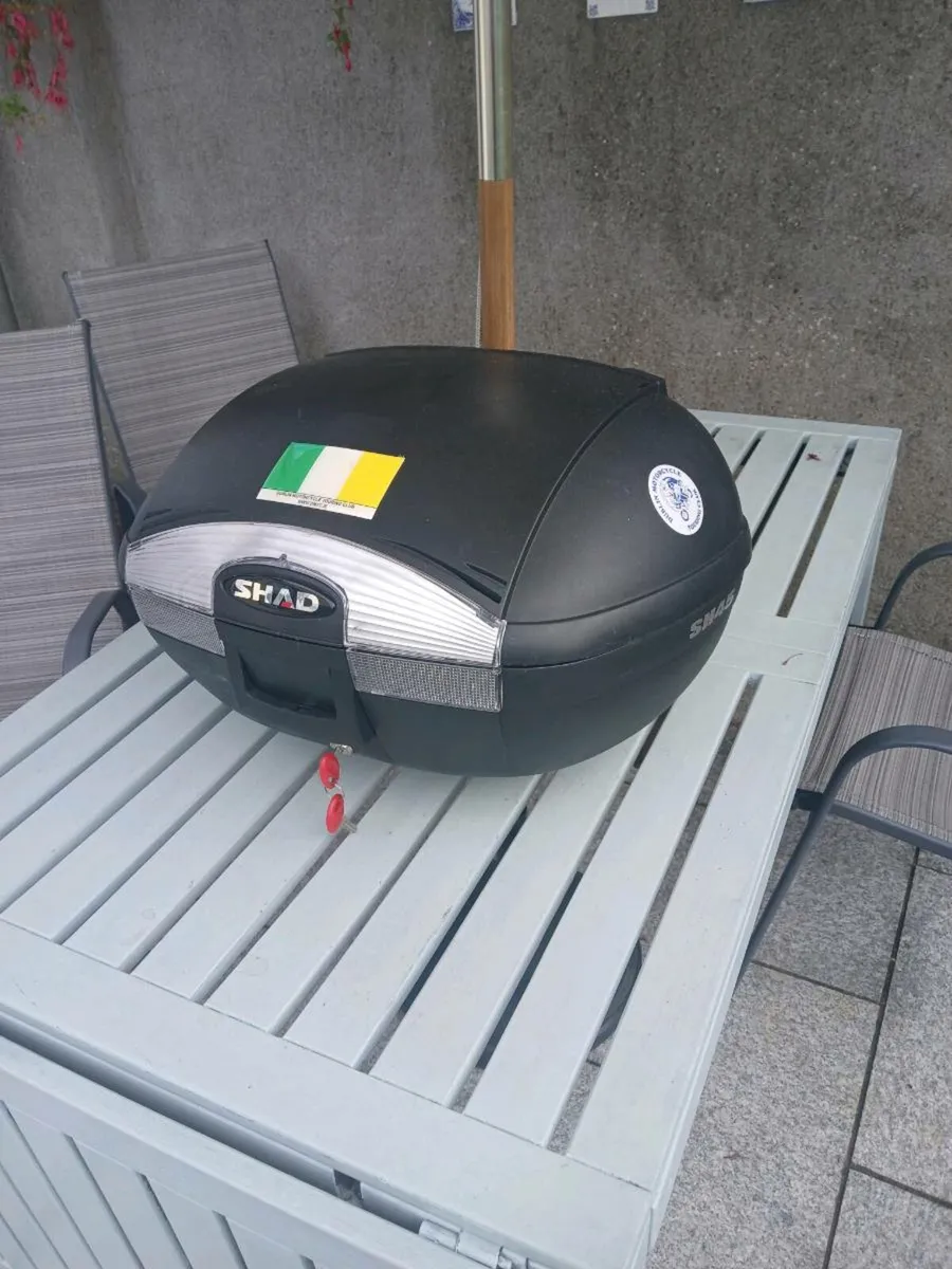Motorbike Top Box - Image 1