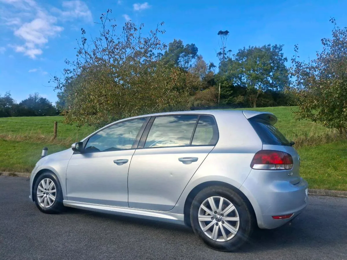 VW Golf - Image 1