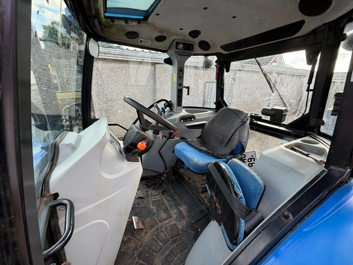 New Holland TD5.85 - Image 4