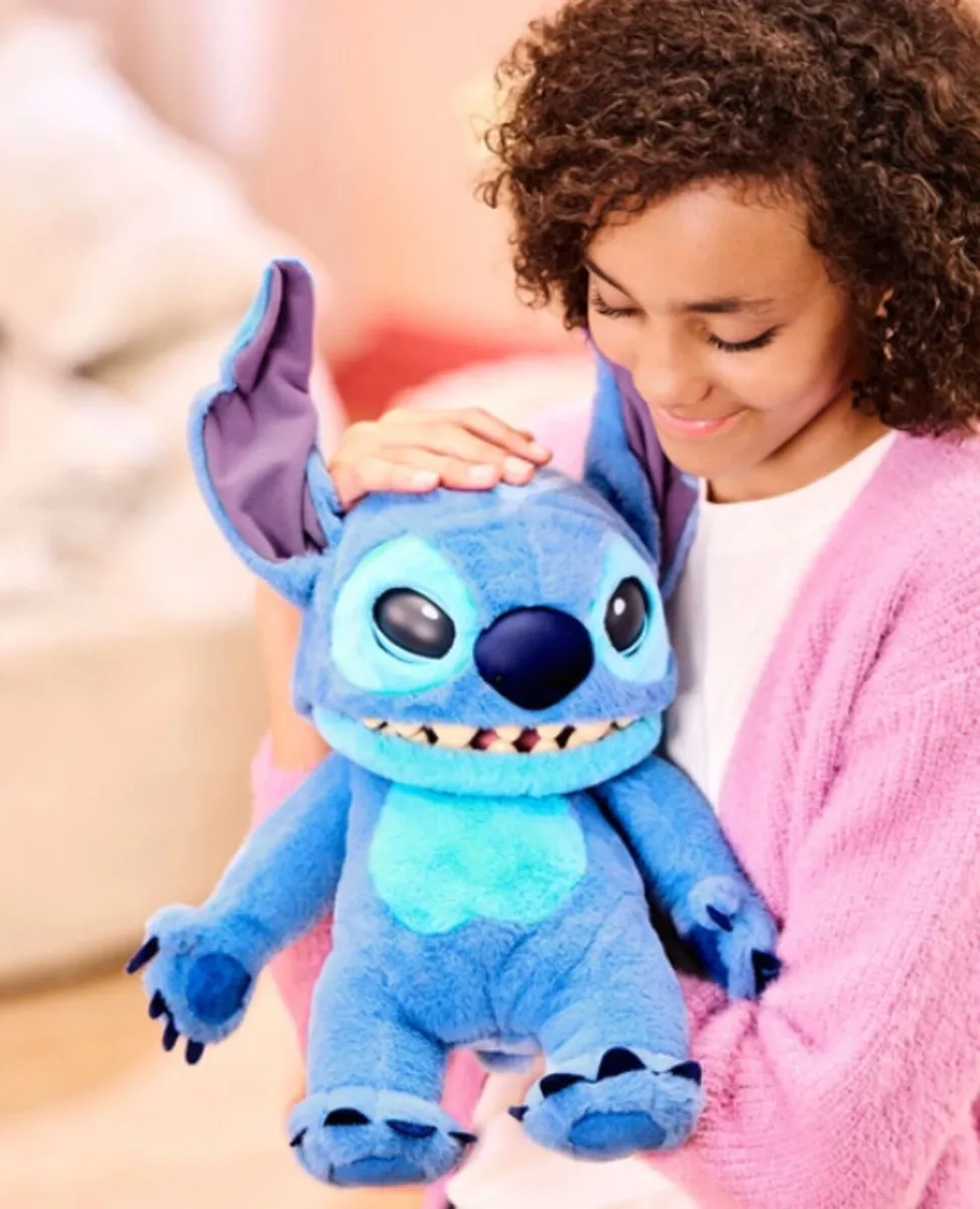 Disney Stitch Puppetronic interactive toy - Image 3