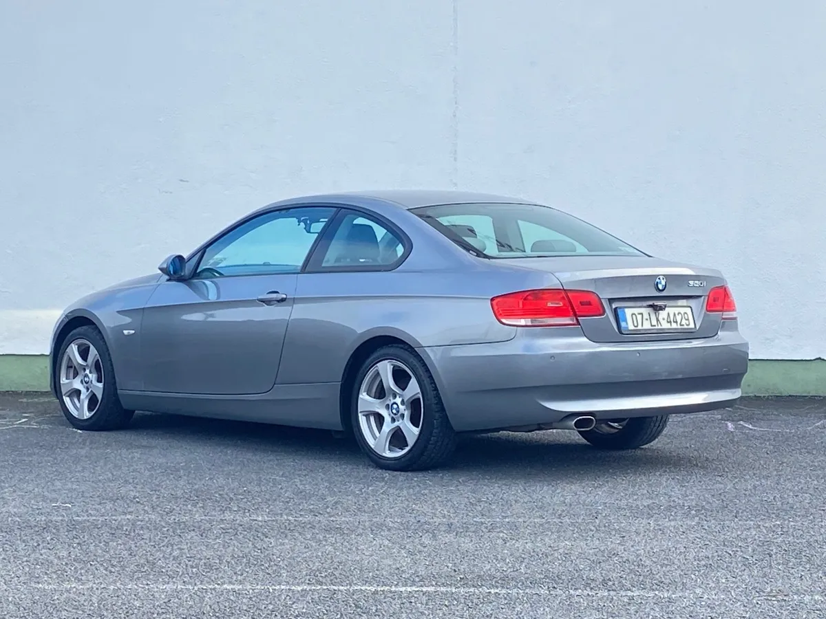 BMW 3-Series 2007 320i coupe - Image 4