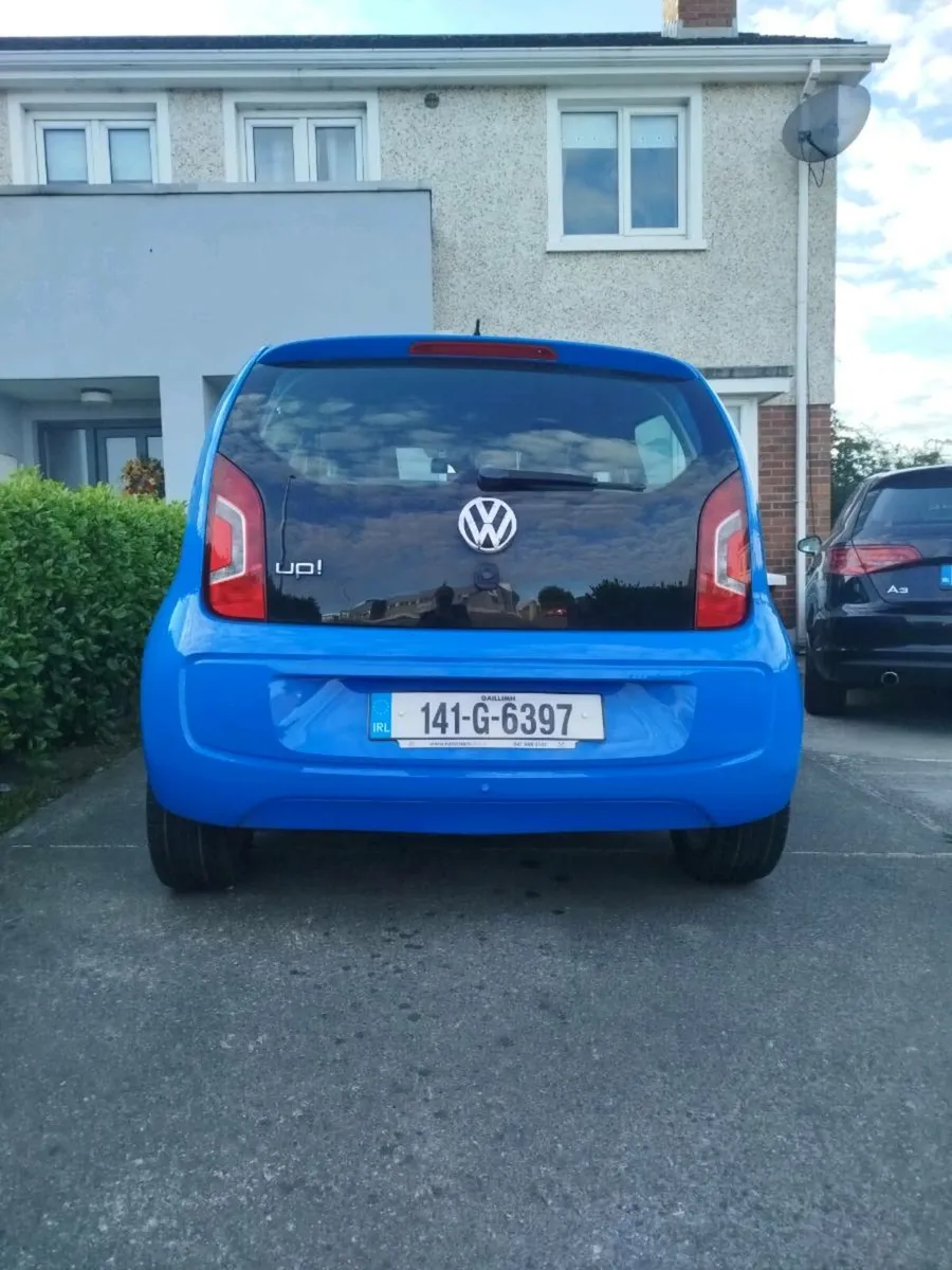 VW up, top spec automatic - Image 4