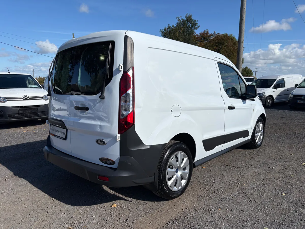 Ford Transit - Image 4