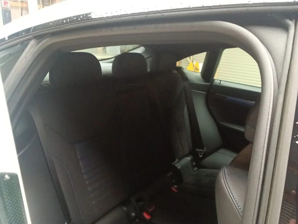 BMW I4 EDRIVE40 M SPORT 335BHP // 84 KwH BATTERY - Image 4