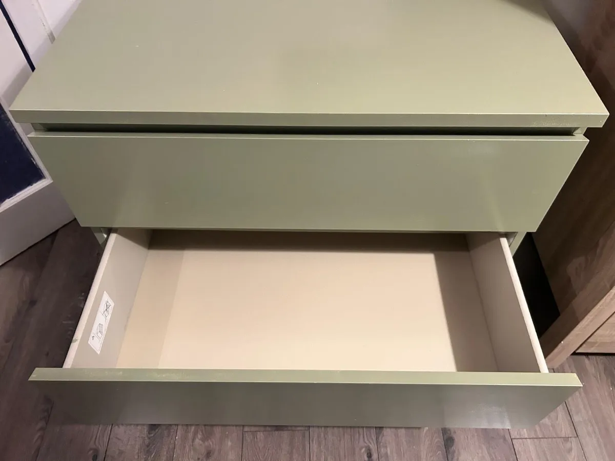 Chest of drawers - Image 2