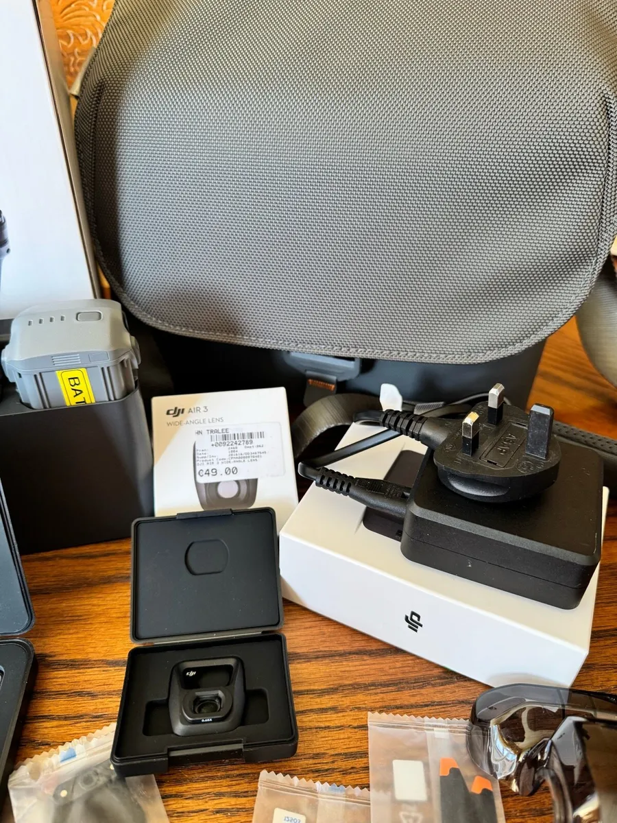 Drone Air 3 Fly More Combo(DJI RCN-2) - Image 4