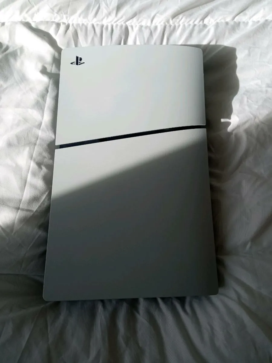 PS5 Digital Edition - Image 3