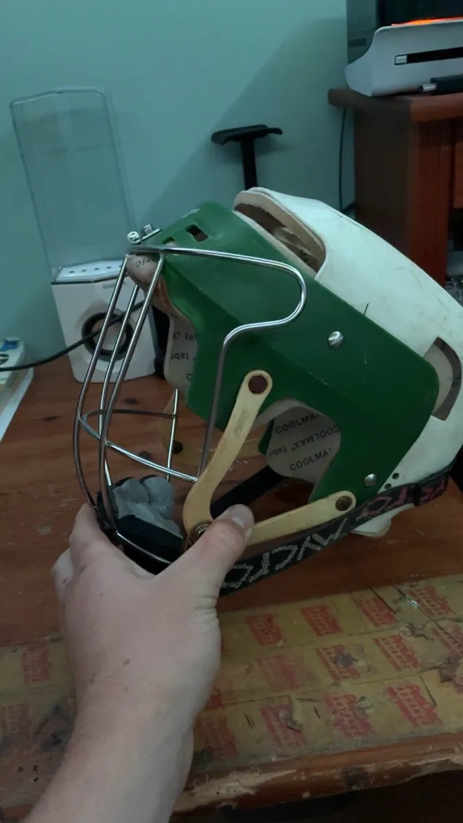 Thurles face guard - Image 2