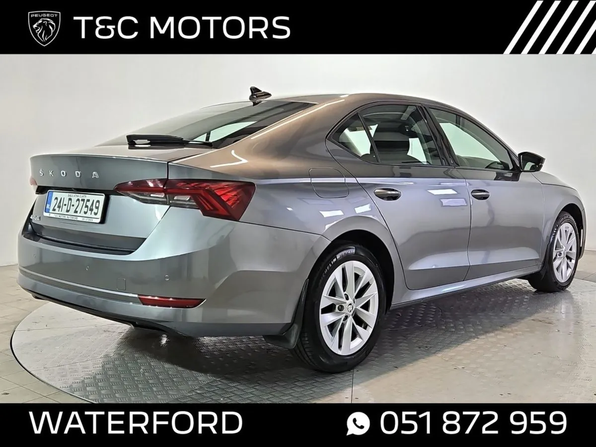 Skoda Octavia Ambition 2.0tdi  Alloy Wheels  Reve - Image 4