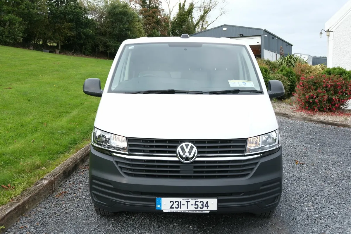 Volkswagen Transporter T6 30 LWB 2.0TDI 2023 - Image 2