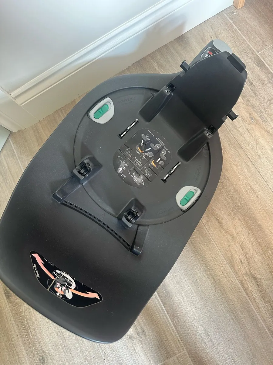 Cybex Car Seat & Base - Image 3