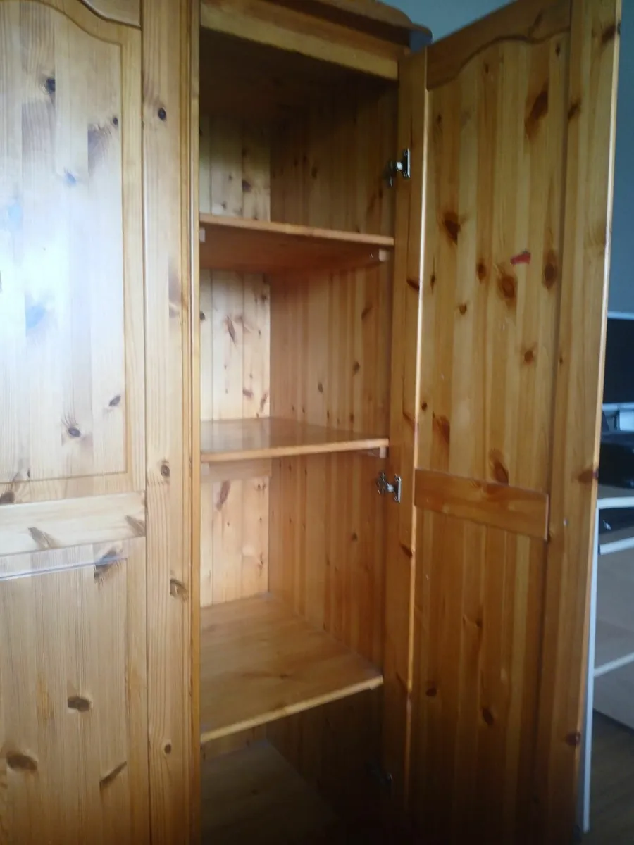 Wardrobe - Image 2