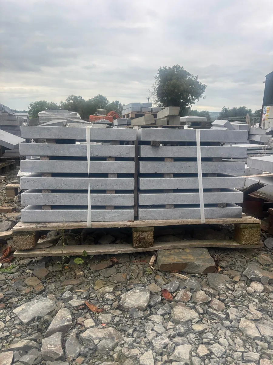 Irish limestone wall caps - Image 1
