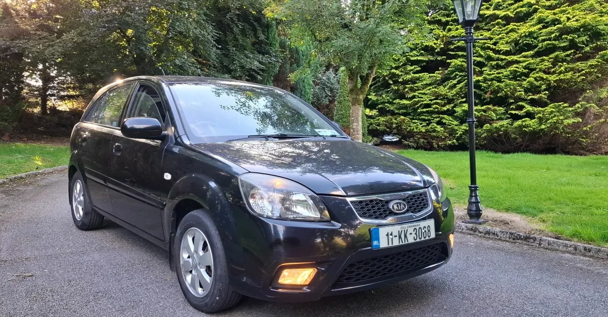 11 Kia Rio,    "Diesel,        NCT 2/26 - Image 1