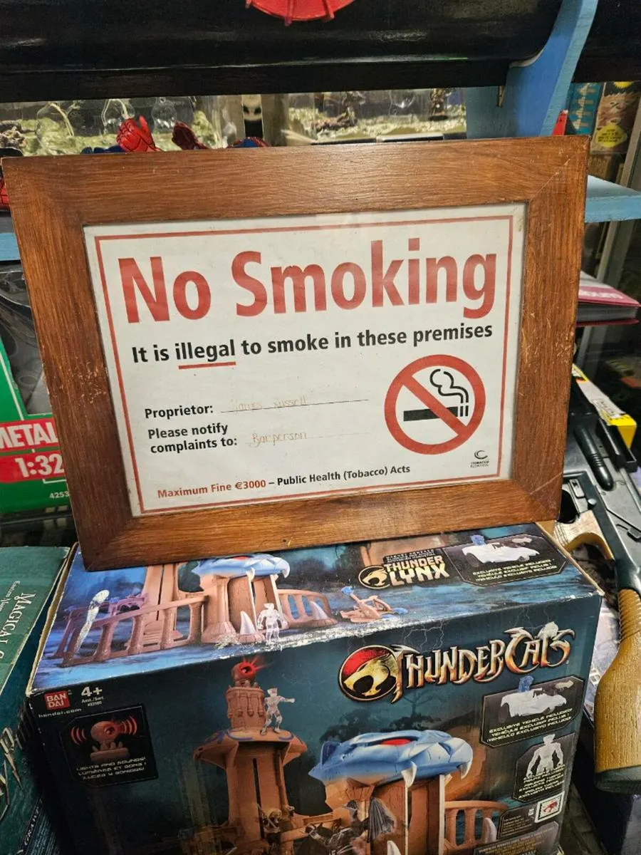Guinness Pub No Smoking Sign - Image 1