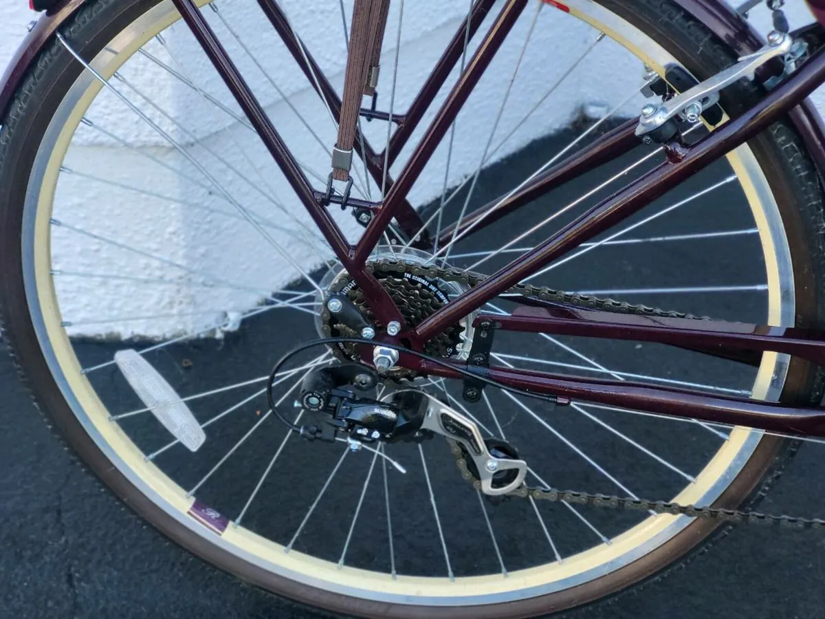 LADIES RALEIGH CAMEO BIKE N BASKET LIKE NEW - Image 2